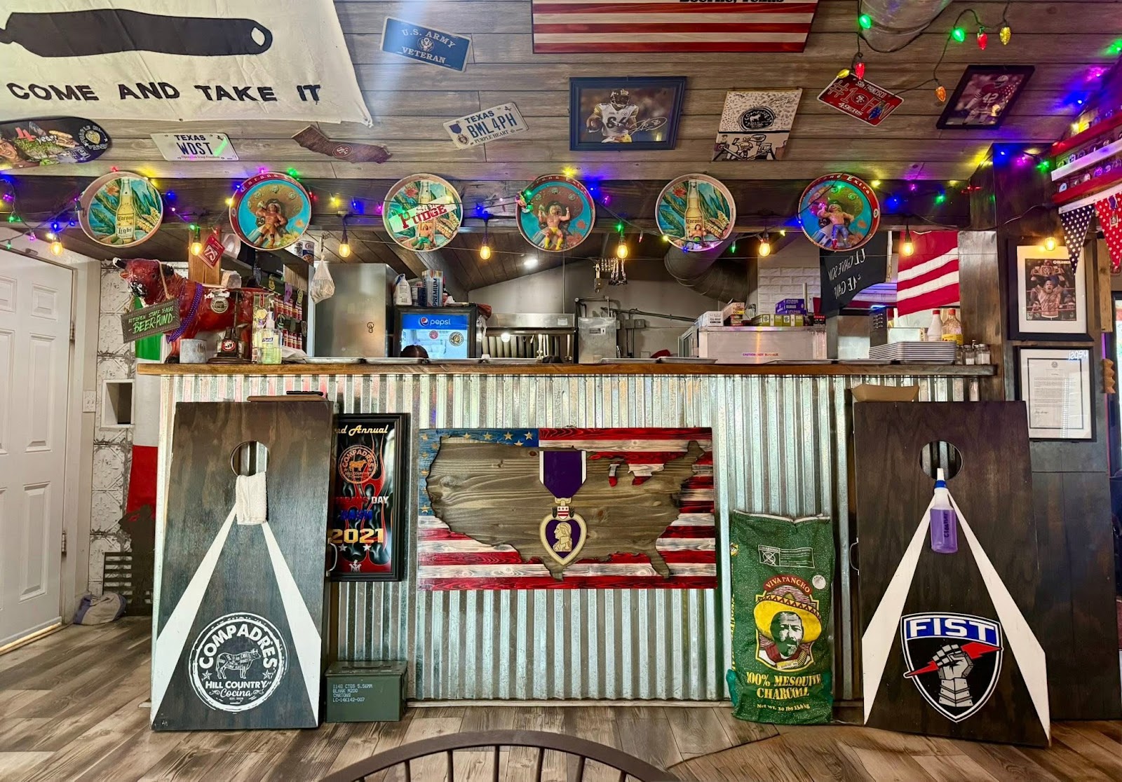 Inside Compadres Hill Country Cocina dining room decor